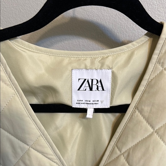 Zara Beige Quilted Jacket - Picture 3 of 4